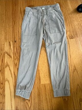 cloth & stone soft chino Jogger Pants with cinched ankle small tencil fabric